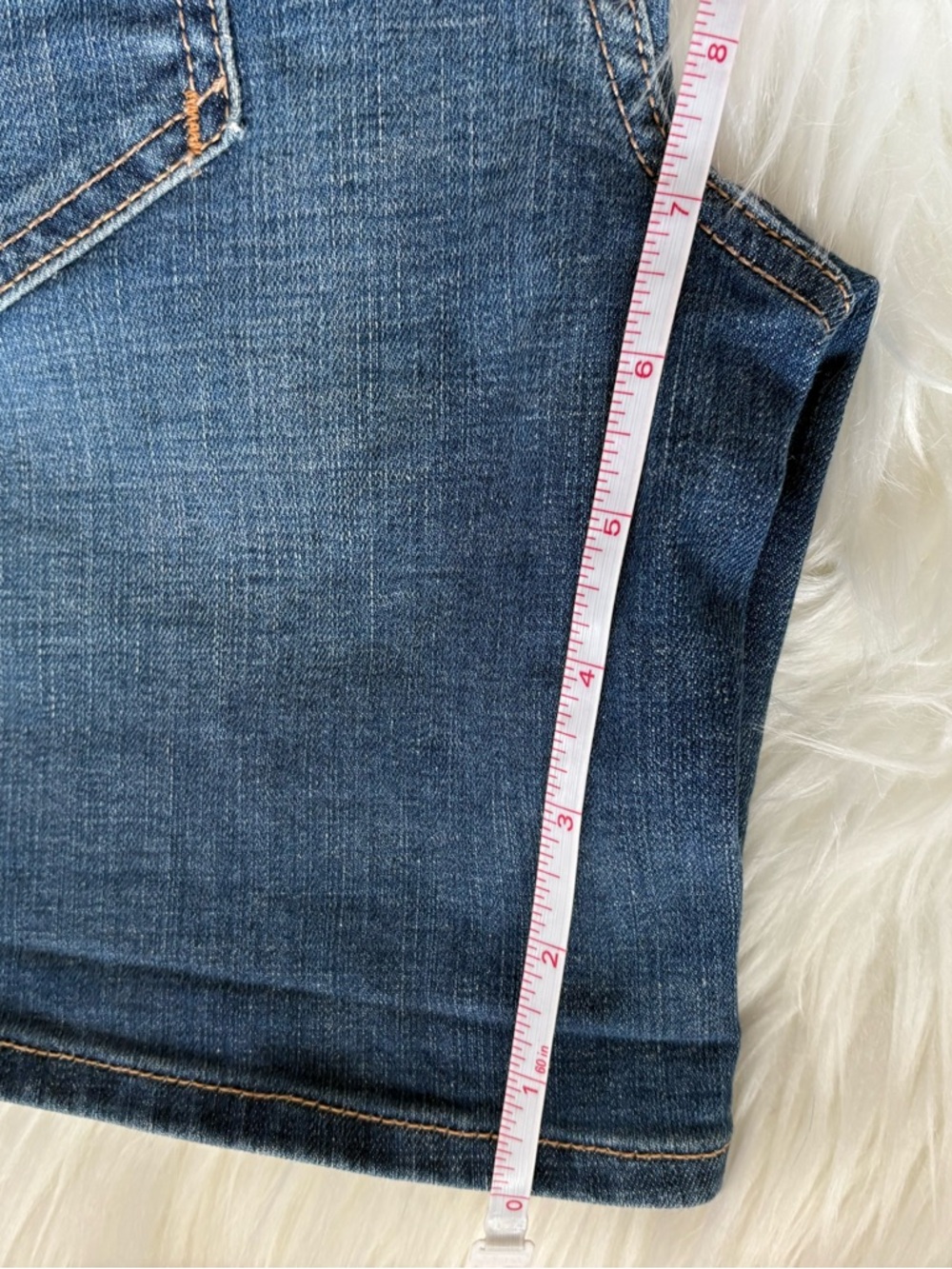 Anthropologie Pilcro Mid-Rise Slim Boyfriend Denim Shorts - Picture 4 of 11